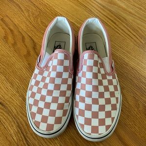 Pink checkered VANS slip one size W7